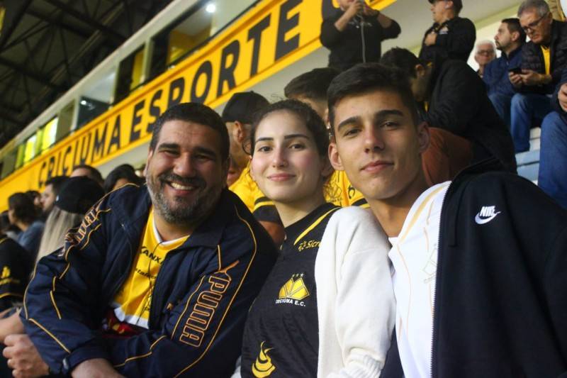 Galeria de fotos: torcida comemora vitória do Tigre — foto 22