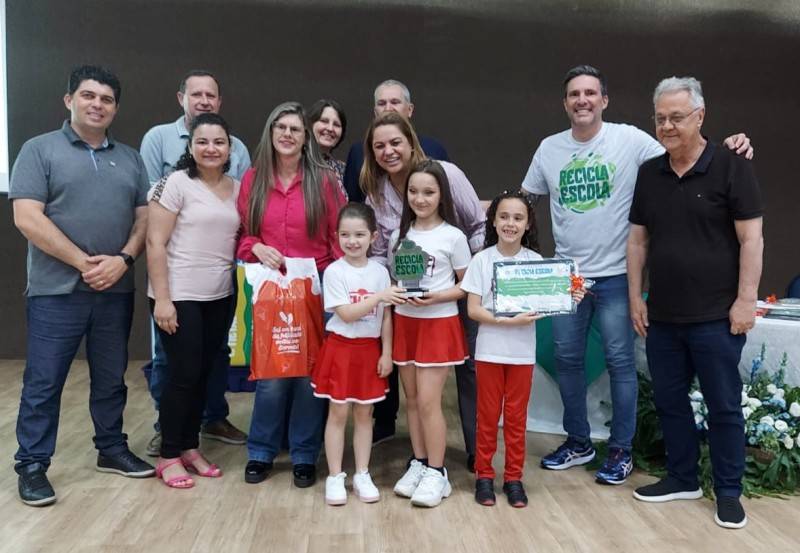 'Recicla Escola' coleta aproximadamente 350 toneladas de resíduos em quatro meses e meio — foto 3