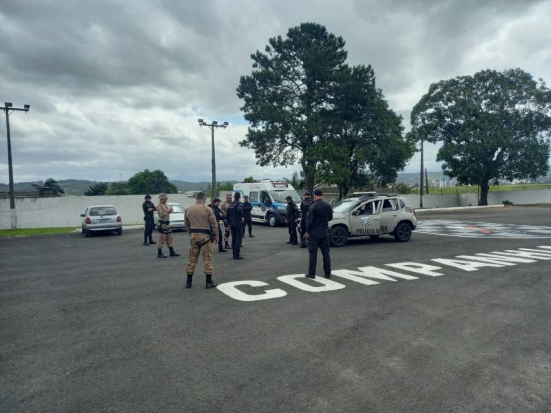 Policiais penais recebem instrução do Tático de Criciúma — foto 1