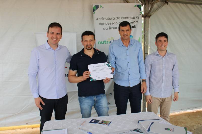 Governo de Morro da Fumaça entrega terrenos da Área Industrial I — foto 1