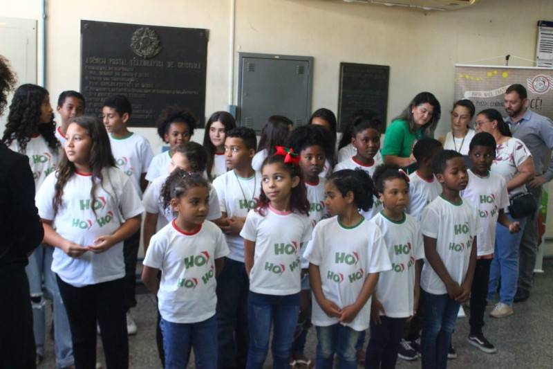 Mais de 500 crianças poderão ser apadrinhadas no projeto Papai Noel dos Correios no Sul do Estado — foto 1