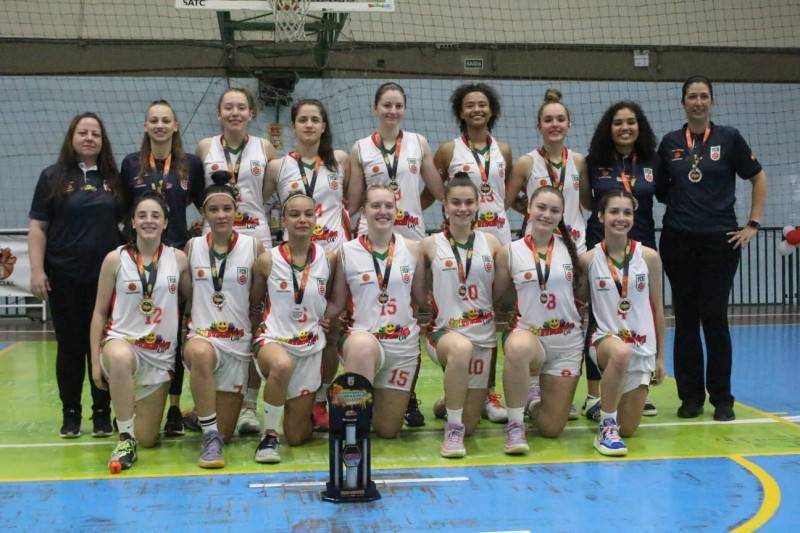 Basquete feminino de SC vence o Sub-17 do Sul-Brasileiro de Seleções — foto 1