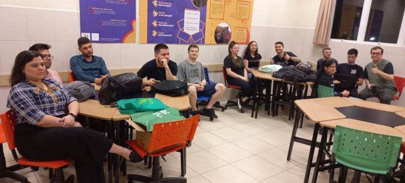 Acadêmicos de Administração UniSatc auxiliam na regularização de empreendimento social — foto 2