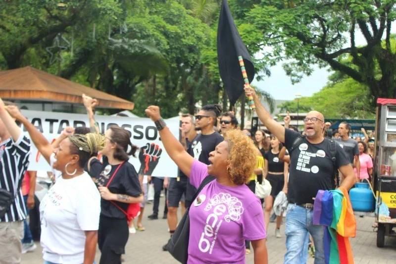Ato contra o racismo é realizado na Praça Nereu Ramos — foto 22
