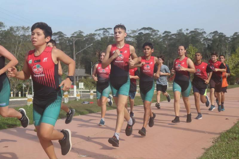 Triathlon inicia a temporada e inscrições para escolinhas estão abertas — foto 1
