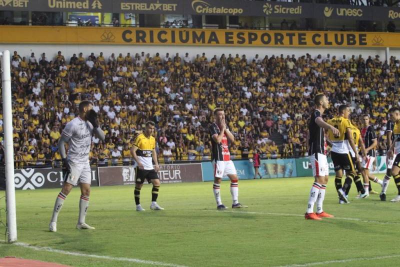 Criciúma sai perdendo, mas consegue empatar com o Joinville no Majestoso — foto 1