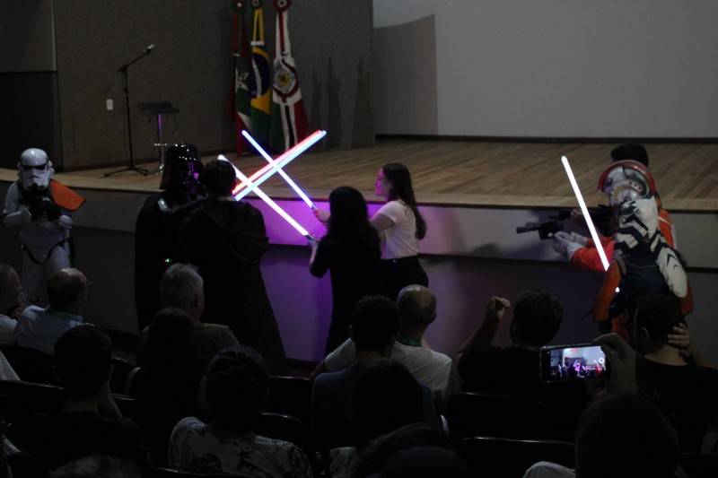Em clima de Star Wars, calouros são recepcionados na UniSatc — foto 2