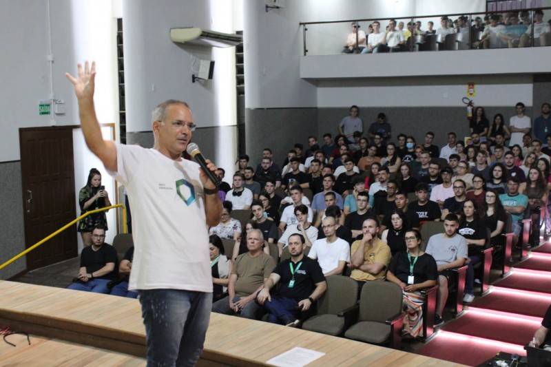 Em clima de Star Wars, calouros são recepcionados na UniSatc — foto 9