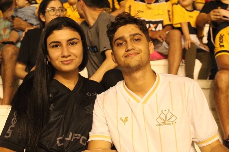 Torcida carvoeira comemora vitória do Tigre no Majestoso — foto 2