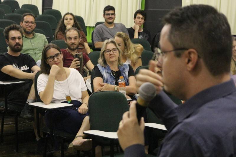 Professor Diego Piovesan é homenageado pelo Legislativo de Criciúma — foto 2