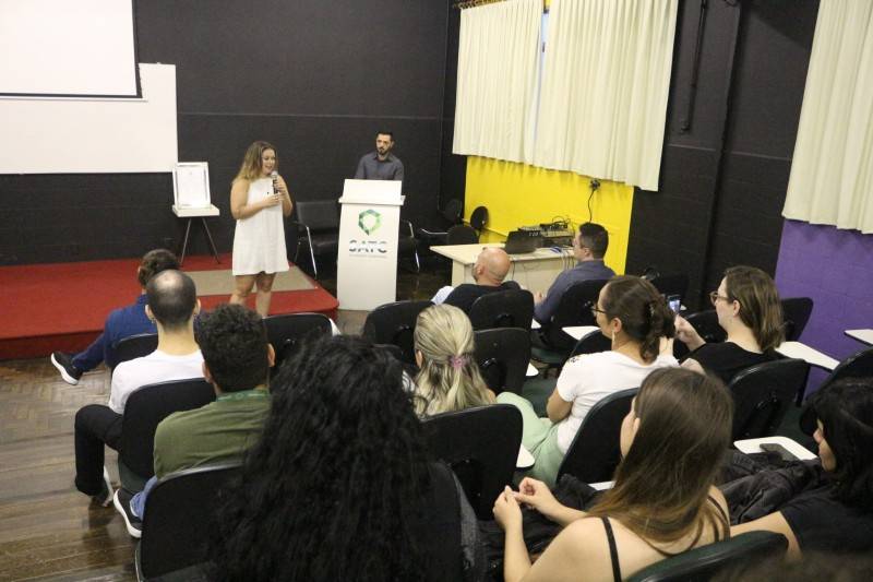 Professor Diego Piovesan é homenageado pelo Legislativo de Criciúma — foto 3