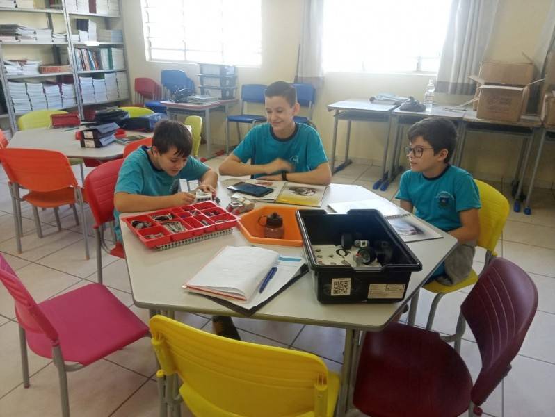 Morro da Fumaça implanta projeto de robótica na Rede Municipal de Ensino — foto 2