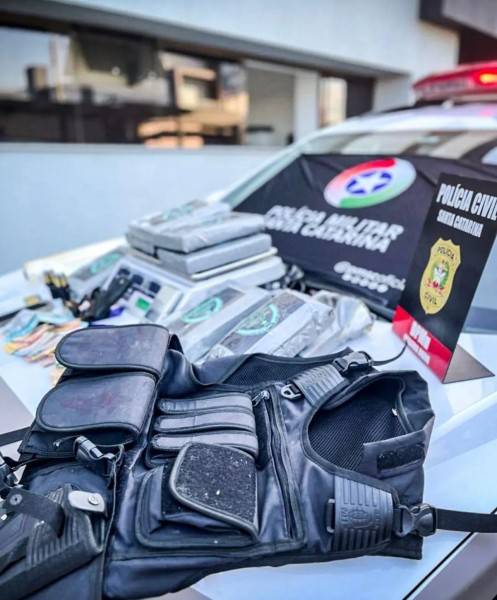 Motorista de 28 anos é preso com 10 quilos de cocaína — foto 3