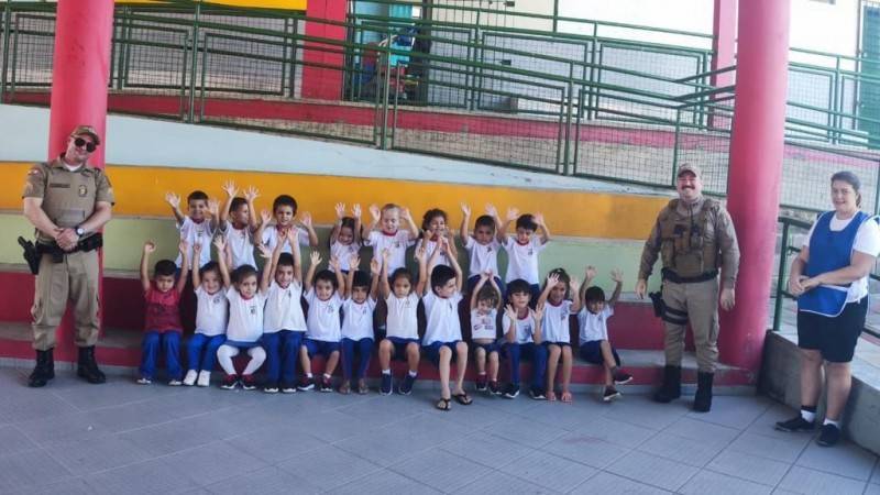 Em 15 dias, 9º BPM realizou 543 rondas em escolas e atendeu 120 denúncias sobre fake news — foto 1