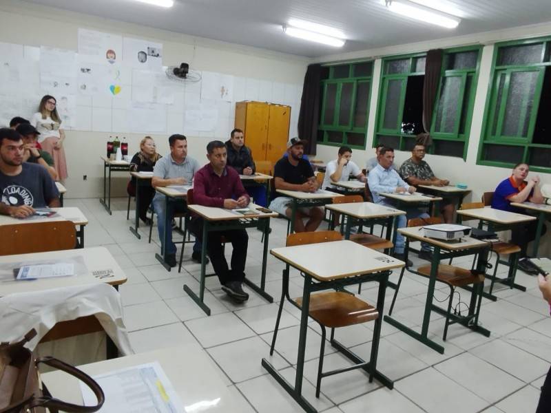 Escola Profissional Municipal inicia curso de Operador de Processos Cerâmicos — foto 1