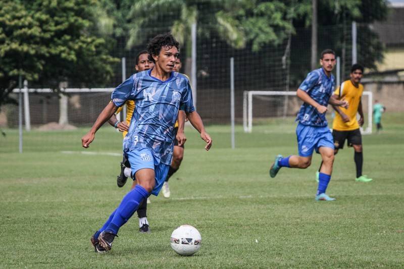 Caravaggio realiza jogo-treino com o Hercílio Luz — foto 2