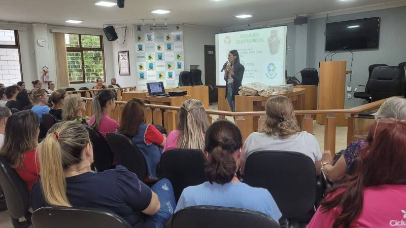Em Urussanga, 8,85% do lixo gerado é destinado à Coleta Seletiva — foto 1