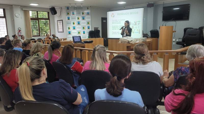 Em Urussanga, 8,85% do lixo gerado é destinado à Coleta Seletiva — foto 2