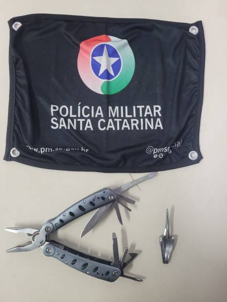 Após tentativa de furto de veículo, homem é preso pela Polícia Militar em Criciúma — foto 3