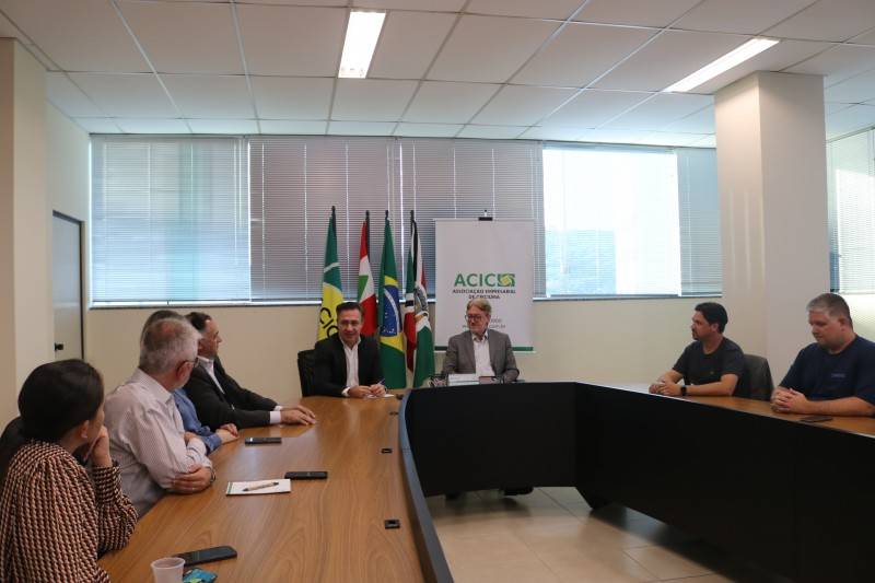 Encontro na Acic com a presença do presidente da Acate debate tecnologia — foto 3