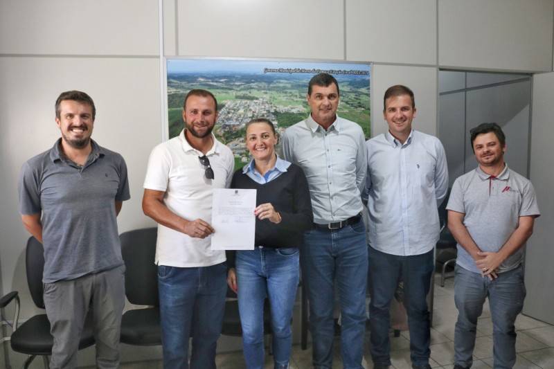 Ruas Massemira Bressan e Helena Daniel Bertan são contempladas com pavimentação — foto 3