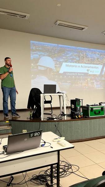 Acadêmicos da UniSatc têm palestra sobre Sustentabilidade Energética — foto 1