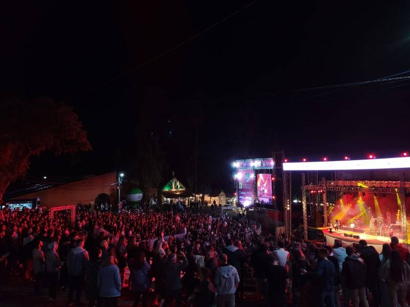 Divulgados os cinco shows nacionais da XXI Festa do Vinho — foto 1
