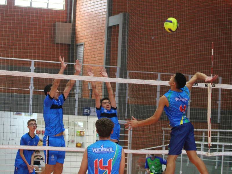 Projeto em expansão, vôlei de Forquilhinha chega a marca de 500 atletas — foto 4