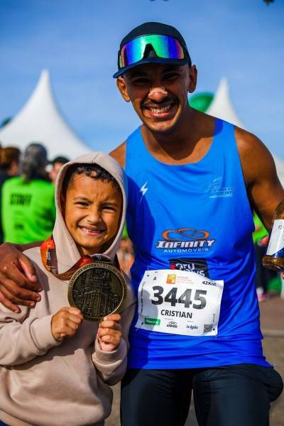 Araranguaense participa da 38º maratona Internacional de Porto Alegre e conquista medalha — foto 2