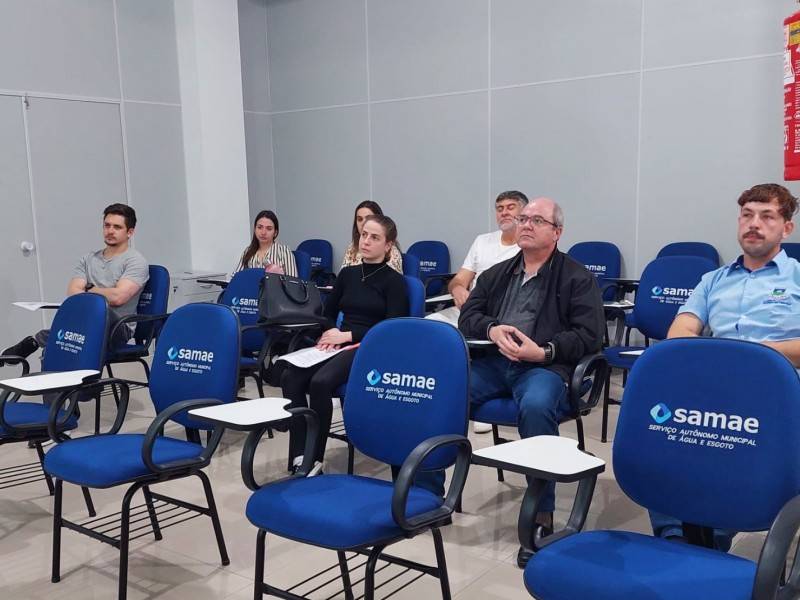 Morro da Fumaça capacita equipe médica para facilitar tratamento de pacientes contra diabetes tipo 2 — foto 1