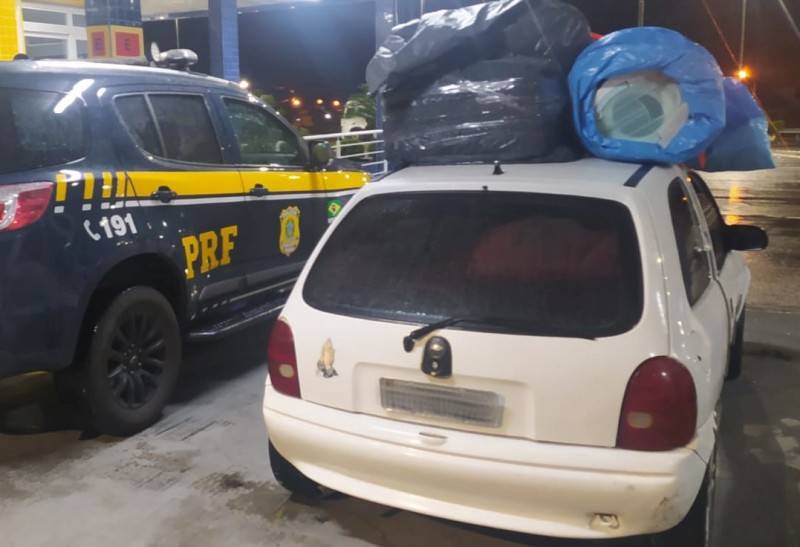 Carro furtado há mais de um mês em Criciúma é recuperado na BR-101 — foto 2