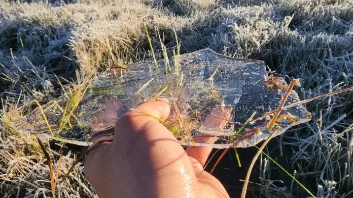 Frio intenso: Serra catarinense registra temperaturas negativas e boneco de gelo reaparece — foto 2