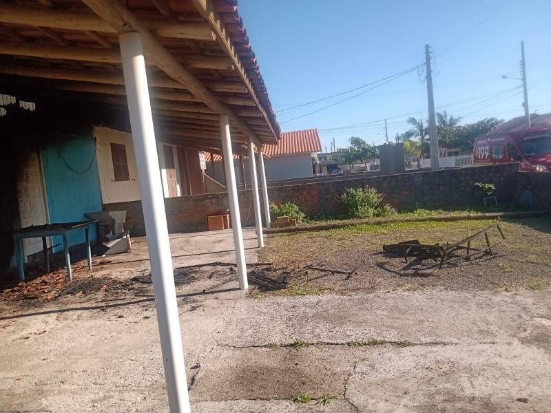 Princípio de incêndio é registrado em residência em Jaguaruna — foto 2