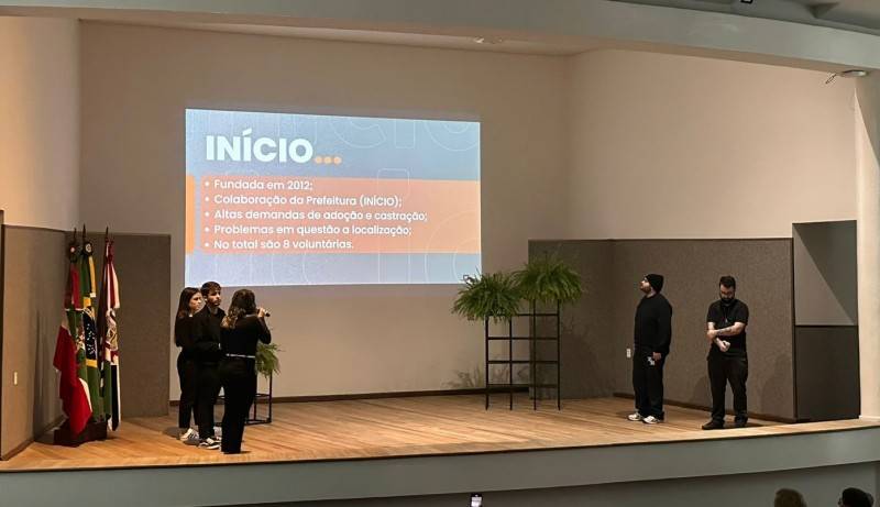 Acadêmicos de Publicidade da UniSatc realizam planejamento de comunicação de ONGs da região — foto 2