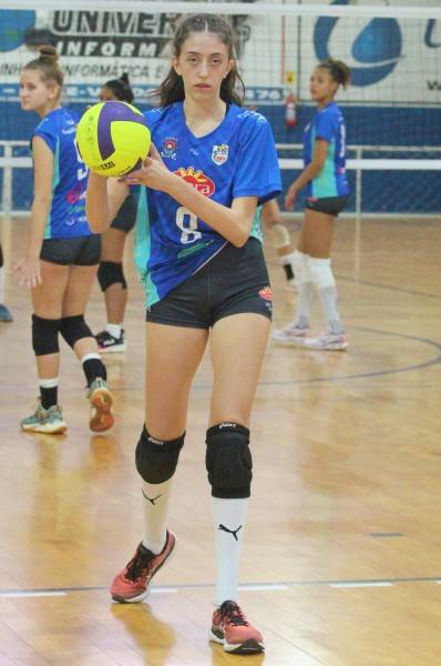 Com 16 atletas convocadas, vôlei de Forquilhinha disputa etapa da Liga Voleibol de SC — foto 3