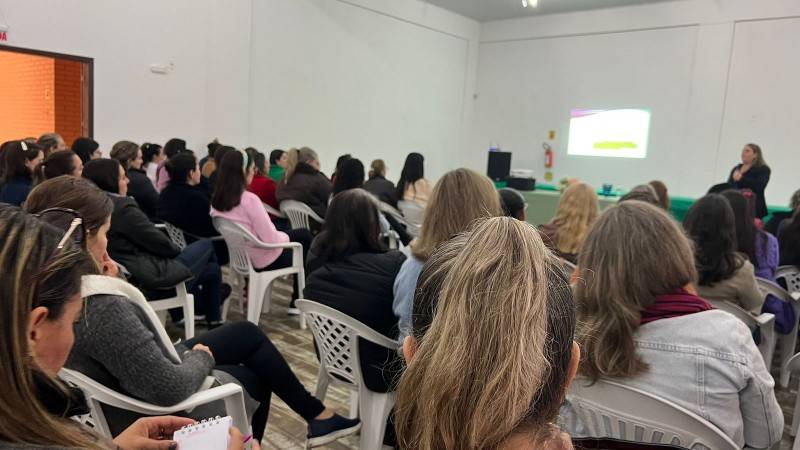 Plano Educacional Individualizado é tema de palestra para professores em Urussanga — foto 1