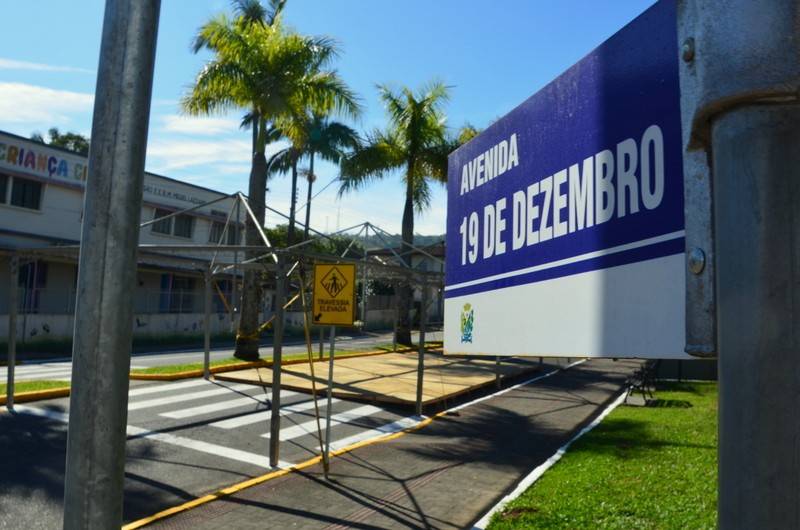 Festa do Colono altera trânsito nas ruas do Centro de Siderópolis — foto 1