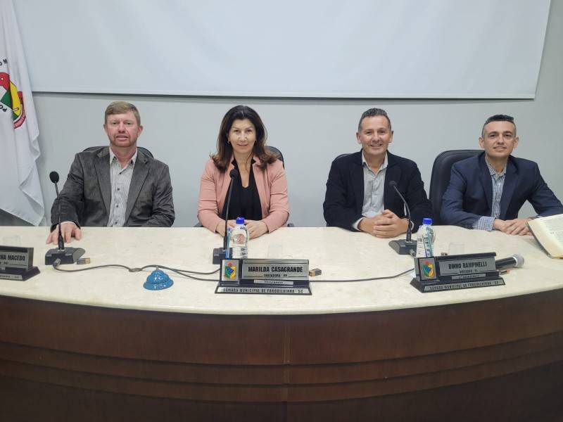 Marilda Casagrande assume a presidência da Câmara de Forquilhinha — foto 1