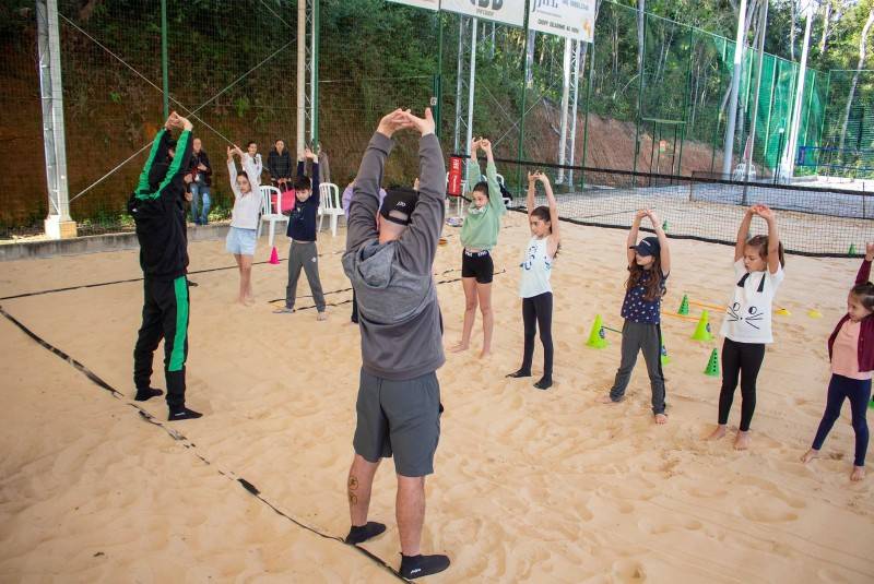 Aulão de Beach Tennis reúne crianças no Mampituba — foto 2