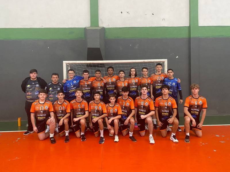 Atletas de Cocal do Sul são classificados para etapa nacional de Karatê — foto 1