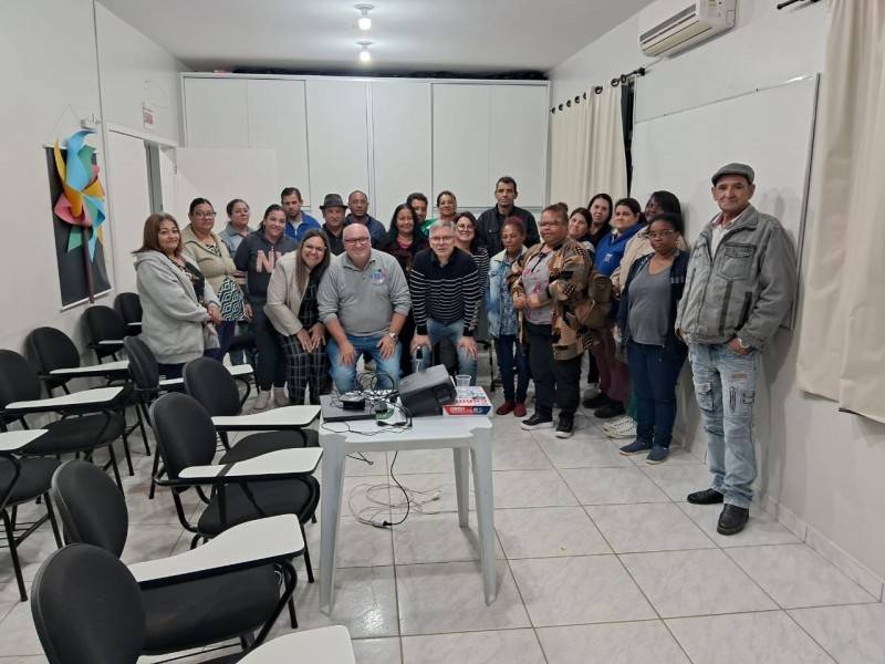 Içara abre nova turma de Alfabetização de Jovens e Adultos no bairro Esplanada — foto 2
