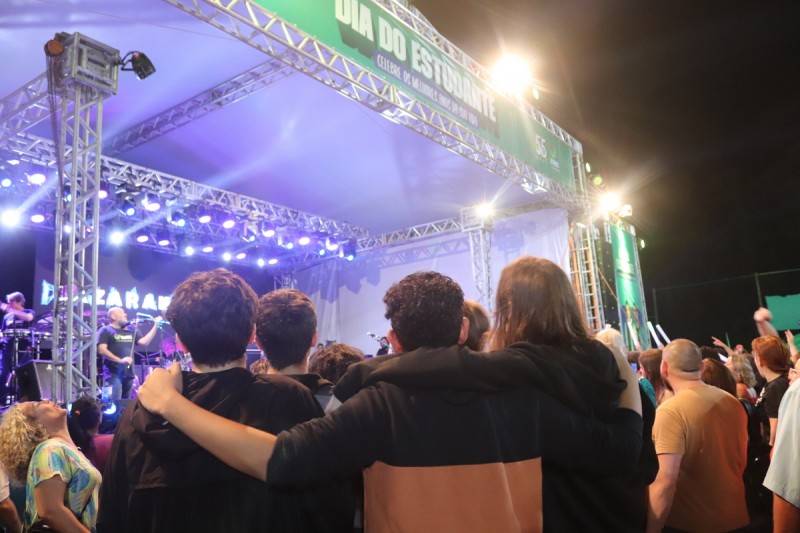 Dazaranha embala multidão na celebração de Dia do Estudante na Unesc — foto 2