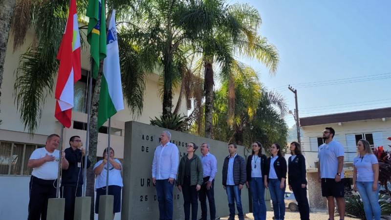 Com hasteamento das bandeiras e apresentação do 28º GAC, está aberta a Semana da Pátria — foto 6