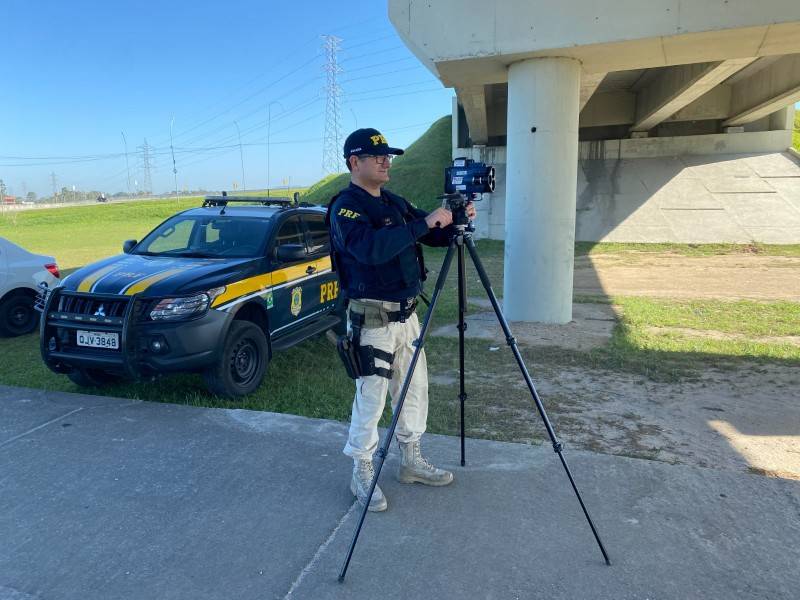 No mesmo dia, carro de Criciúma é flagrado duas vezes acima da velocidade permitida na BR-101 — foto 1