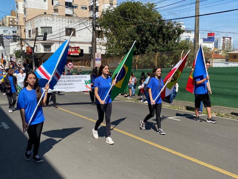 Içara realiza maior Desfile Cívico da história do município — foto 2