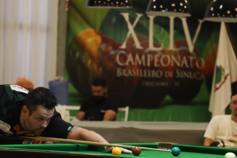 Em Criciúma, atleta considerado o maior da história é campeão do 44º Brasileiro de Sinuca — foto 1