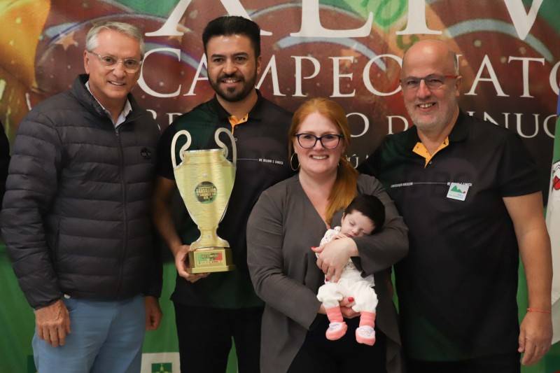 Em Criciúma, atleta considerado o maior da história é campeão do 44º Brasileiro de Sinuca — foto 2