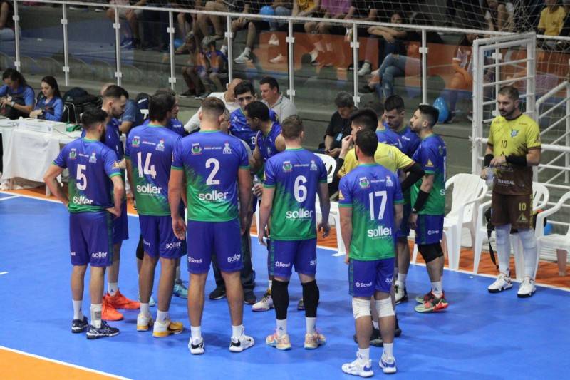 Em disputa acirrada, VOA Vôlei Morro da Fumaça vence Pinheiro FC/FME Campos Novos — foto 1