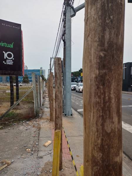 Falta de acessibilidade em calçadas na rua Araranguá é pauta na Câmara de Criciúma — foto 2