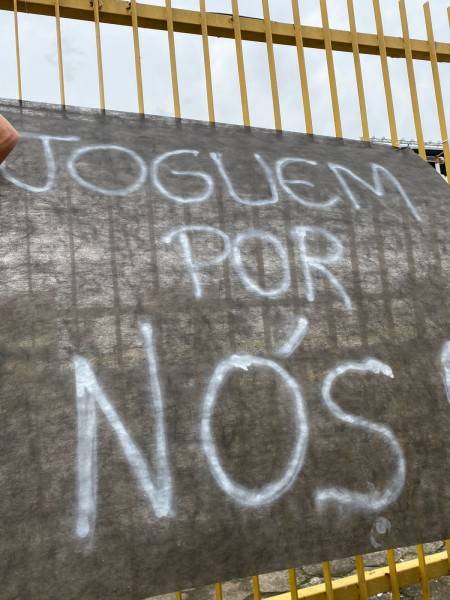 Faixas no HH expõem cobrança da torcida do Tigre após derrota: ‘acesso é obrigação’ — foto 2